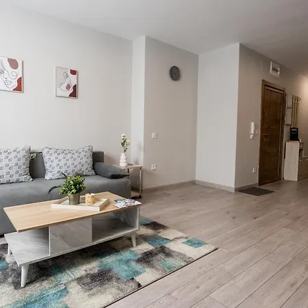 Apartment 2-стаен с безплатен паркинг на локация